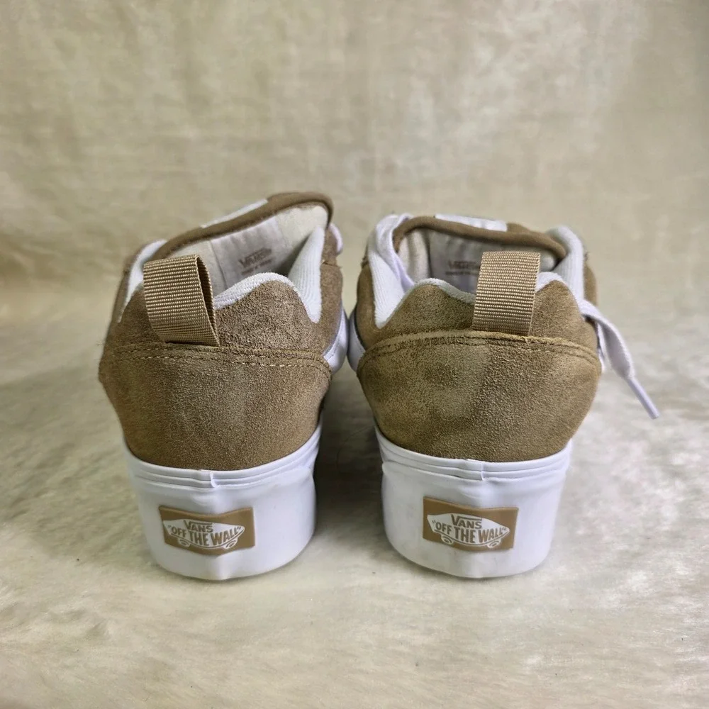 Vans knu stack